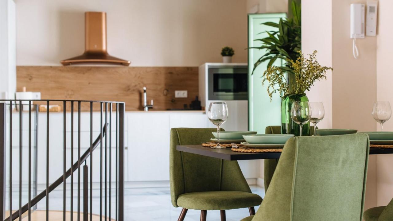 Rocio Suites Apartments Sevilla Eksteriør bilde